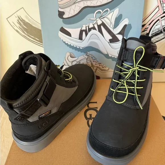 UGG MEN'S HIGHLAND UTILITY STRAP WEATHER BOOTS NEW