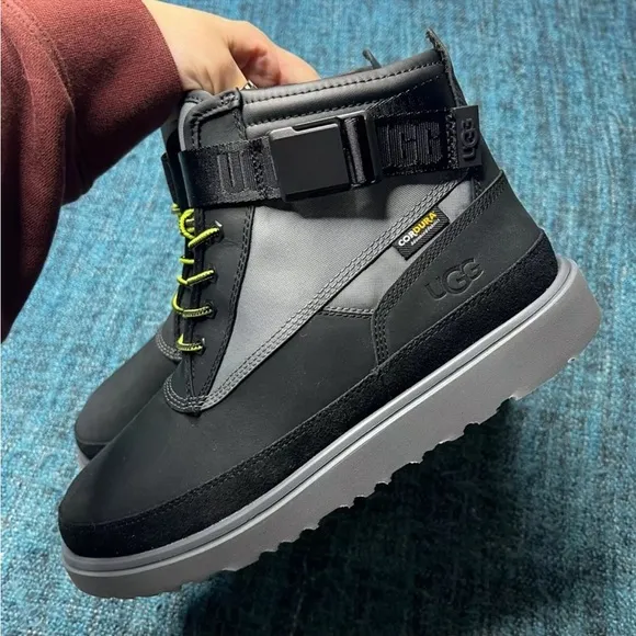 UGG MEN'S HIGHLAND UTILITY STRAP WEATHER BOOTS NEW