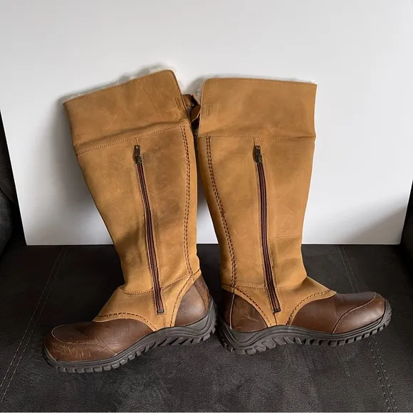 UGG Miko Waterproof Lined Tall Boots Chestnut Leather Sheepskin US Sz 8 Neutral