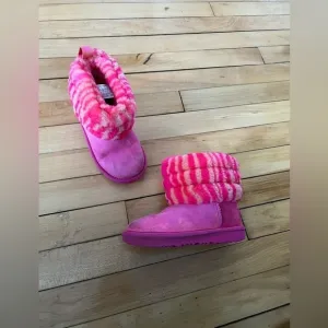 Ugg mini fluff quilted pink youth boots