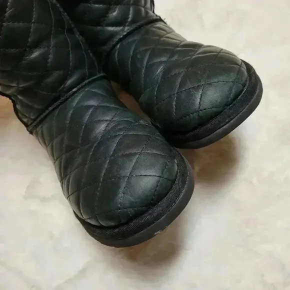 Ugg Tall Leather Quilted Diamond Boots Black Size 5 Limited Edition Rare