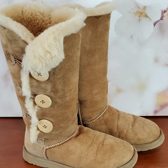 UGG Tan Winter Boots with Sheepskin Lining - 6