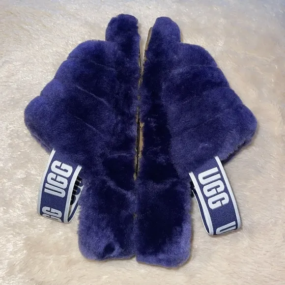 UGG Woman’s Fluff Yeah Sheepskin Slides Medallion Purple Elastic Strap size 5