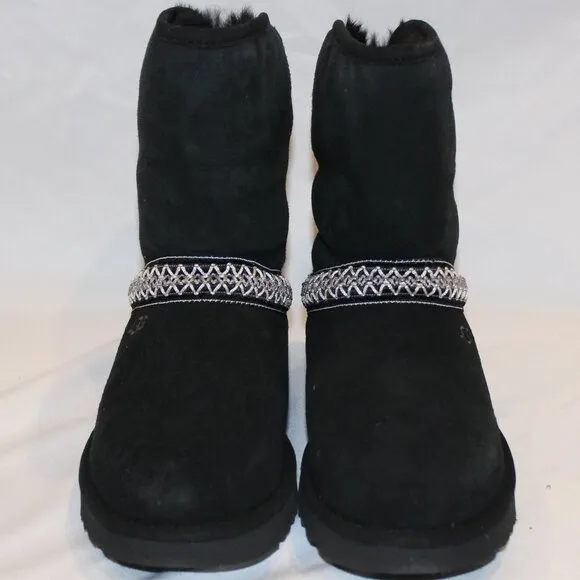 UGG WOMEN'S CLASSIC SHORT CRESCENT SUEDE SHEARLING‎ LINED BOOTS BLACK