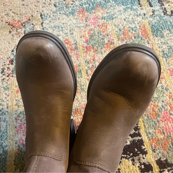 UGG Women's Harrison Zip Boot size 8