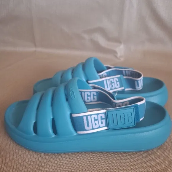UGG Womens Sport Yeah Sand Aqua Sandals  Slides Size 9