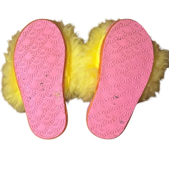 Ugg X Big Bird Fluff Yeah Slides Size 11 Girls