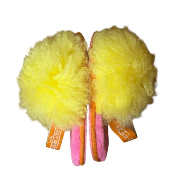 Ugg X Big Bird Fluff Yeah Slides Size 11 Girls