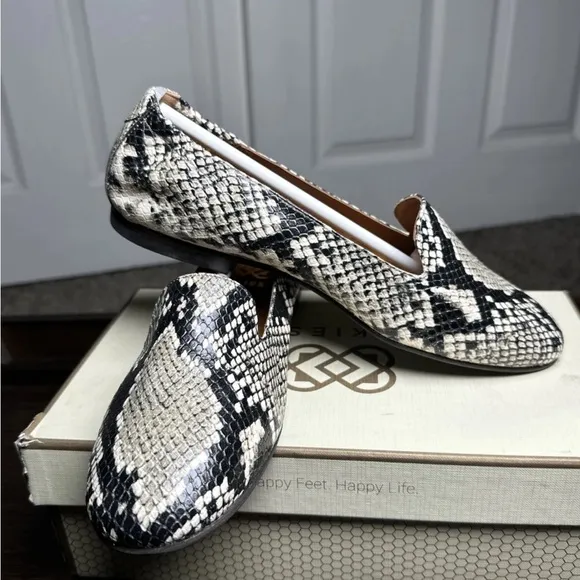 Ukies Snakeskin Python Flats US 8 Loafers Real Snake Leather Soles Nano Gel