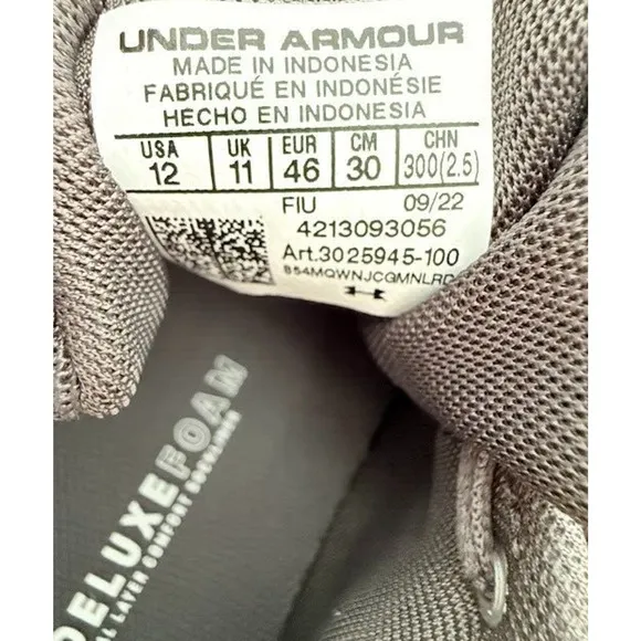 Under Armour UA CHARGED PURSUIT 3 TWIST Men's Size 12 Grey/Black Sneakers New