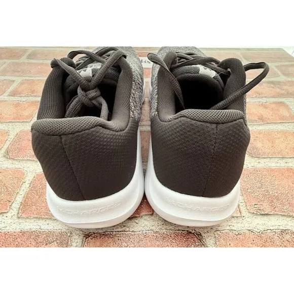Under Armour UA CHARGED PURSUIT 3 TWIST Men's Size 12 Grey/Black Sneakers New