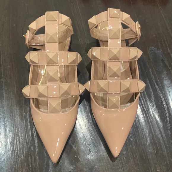 Valentino Garavani Roman Stud leather point-toe flats