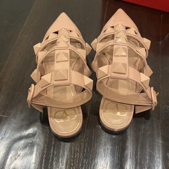 Valentino Garavani Roman Stud leather point-toe flats
