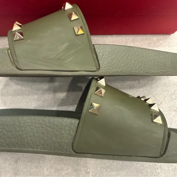 VALENTINO Rockstud slides
