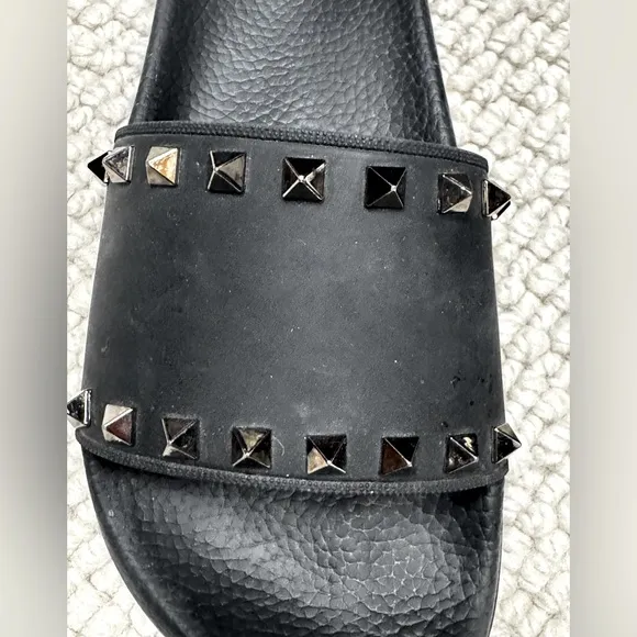 VALENTINO Rockstud slides
