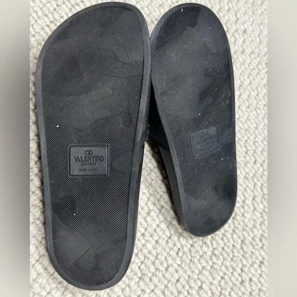 VALENTINO Rockstud slides