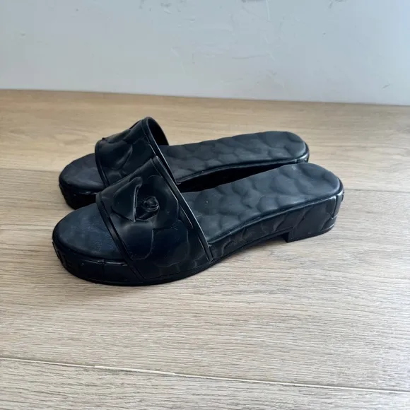 Valentino Atelier Rose Black Slide Women’s 38  MSRP $450