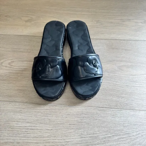 Valentino Atelier Rose Black Slide Women’s 38  MSRP $450