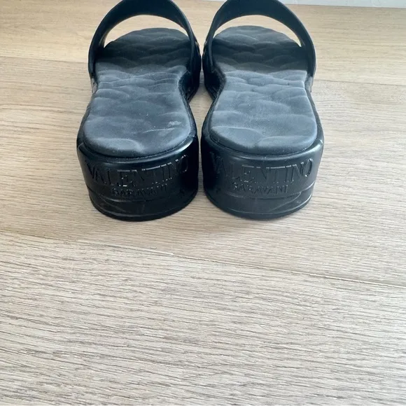Valentino Atelier Rose Black Slide Women’s 38  MSRP $450
