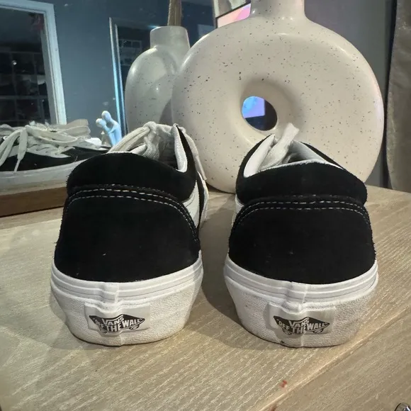Vans Black and White Sneakers Classic Skate Style