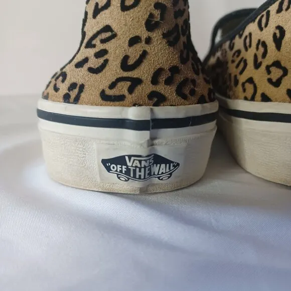 Vans Classic Slip-On Leopard Print Sneakers Women’s 7.5 Canvas Waffle Sole