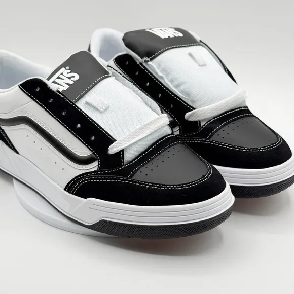 Vans Hylane Puffy Skate Shoe Sneakers Size 12 Mens Black/White New In Box