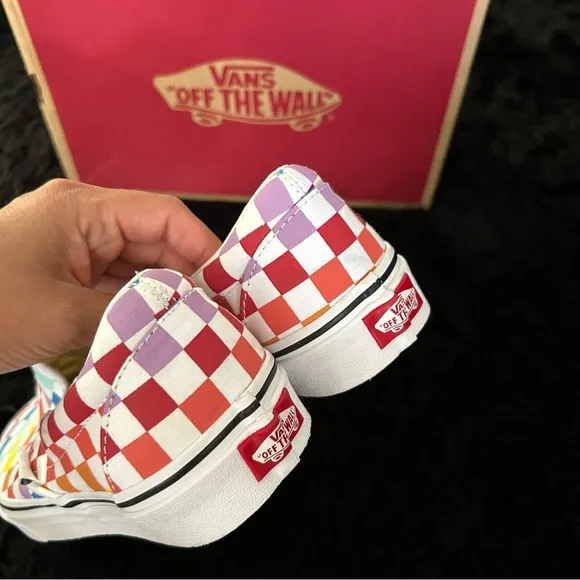 VANS off the wall checkerboard multicolored slip on shoes sneakers women’s 8 new