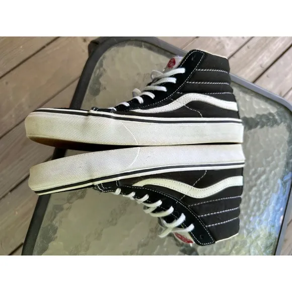 Vans Sk8-Hi High Top Skate Shoes Sneakers Black White Classic Men 6.5 or 8 Women