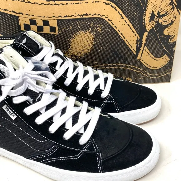 VANS The Lizzie Shoe Casual Men Suede Canvas White Black Sneakers Hi VN0A4BX1Y28