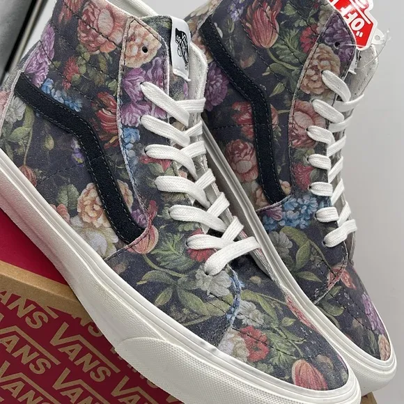 Vans WMNS Moody Floral Sk8-Hi Tapered Sneakers Grey/WhiteVN0A7Q621XM