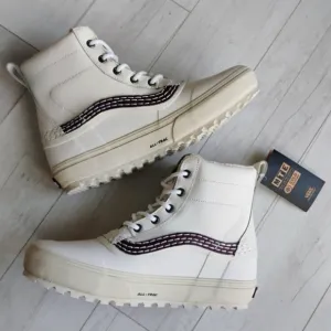 VANS x BENNY URBAN NEW MTE Standard Mid Snow Boots