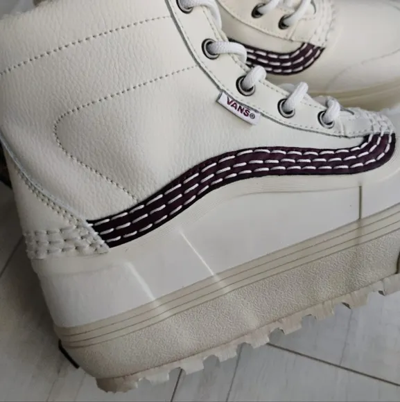 VANS x BENNY URBAN NEW MTE Standard Mid Snow Boots