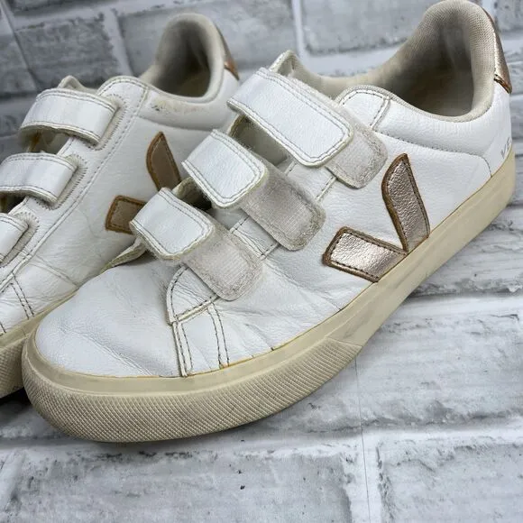 VEJA Recife Triple-Grip Women's Size 10 US Bicolor Sneakers