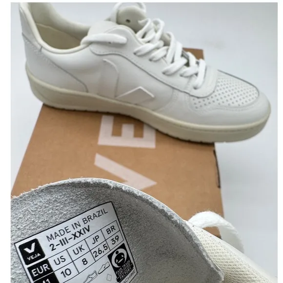 Veja V-90 Leather Sneakers Perforated White Casual Shoes Women's Size 10