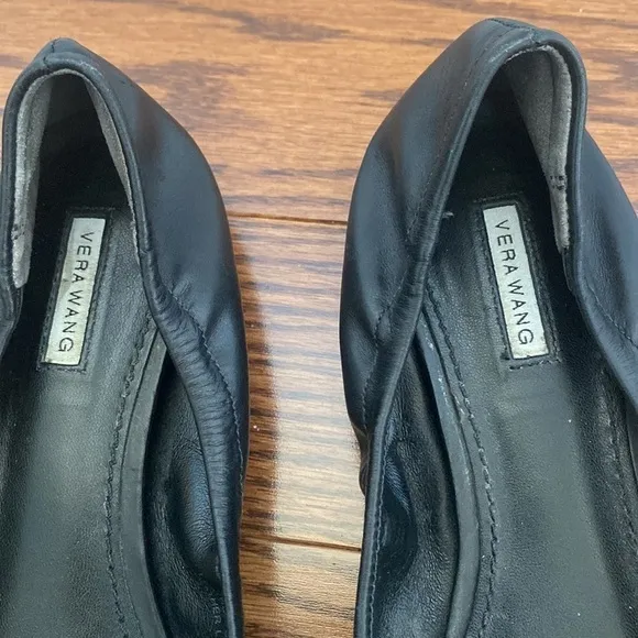 VERA WANG Leather Crystal Embellishments Ballet Flats