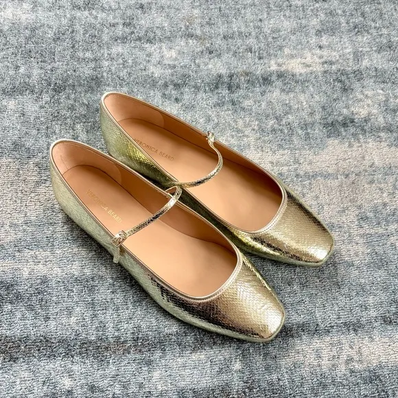 Veronica Beard Ellie Metallic Flat in Platinum NEW