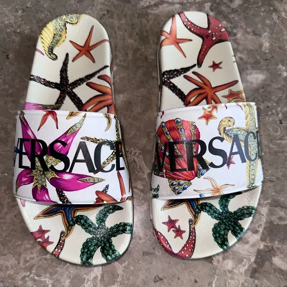 Versace Girls Tresor De La Mer print slides size 35 (3)