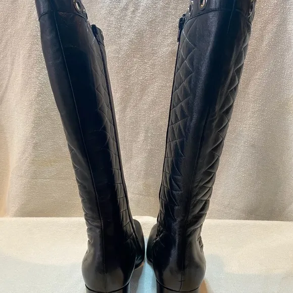 Via Spiga Quilted real leather black nwt boots