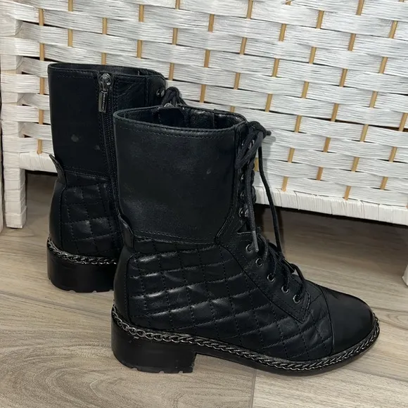 VINCE CAMUTO genu leather blac quilted combat boots
