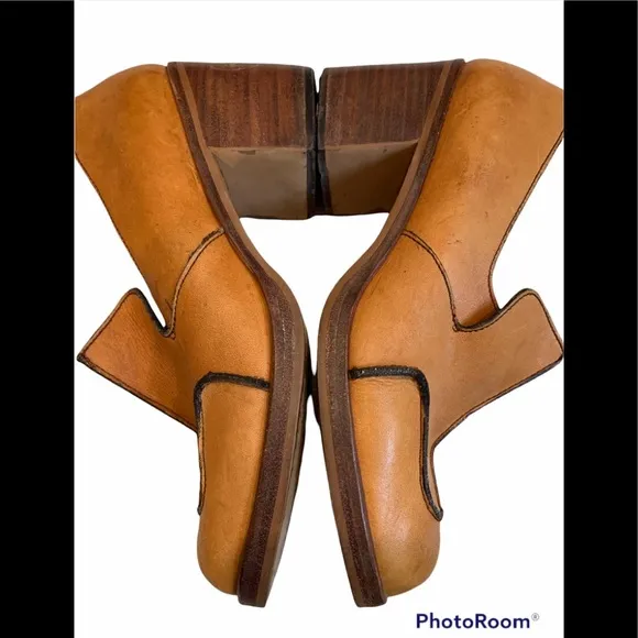 Vintage Chandlers Heeled Exposed Seam Loafers
