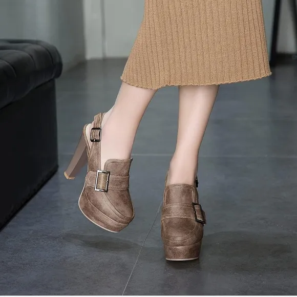 Vintage Chunky Platform Loafers Shoes Closed Round Toe High Block Heel Slingback