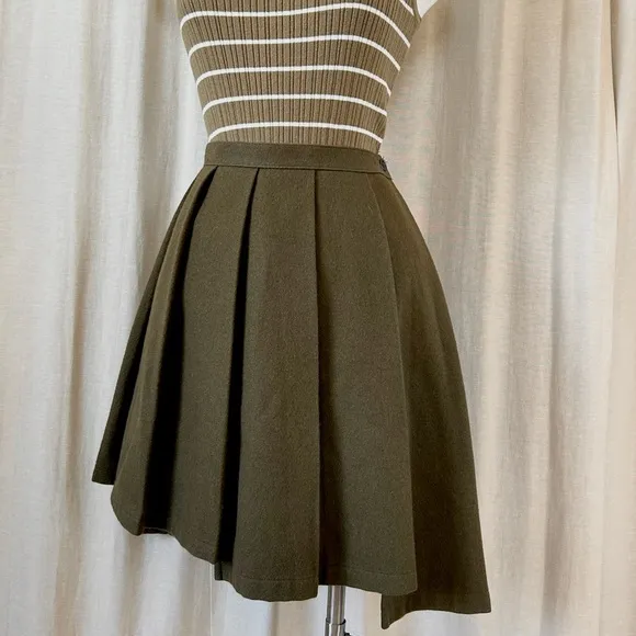 Vintage Wool Pleated Mini Skirt Olive Green High-Rise