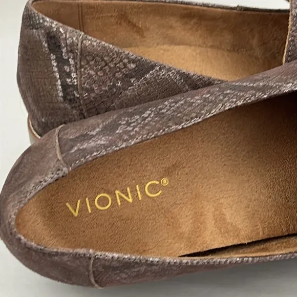Vionic Kensley Brown Snake Print Loafers Slip On Chunky Lugs Womens Size 11 Wide