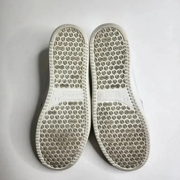 VIONIC Pro Avery Women’s White Leather Comfort Slip On Loafers Size 11