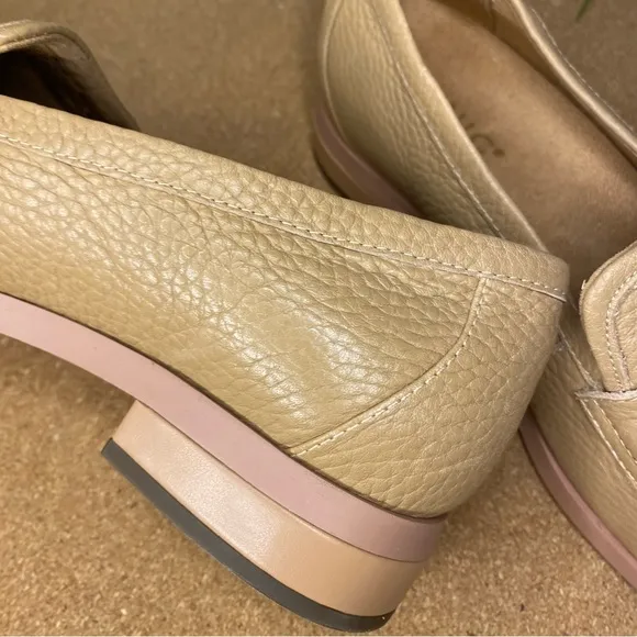 VIONIC Sellah Loafer Macaroon Womens Size 6.5
