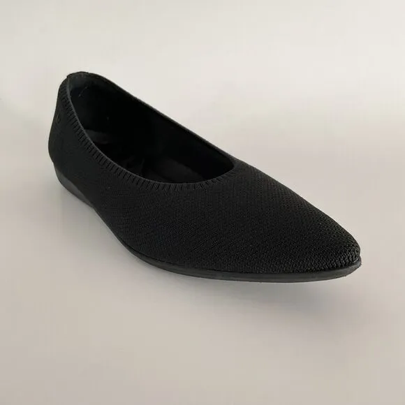Vivaia Flats Size 42 US 10.5M Black Point-toe Slip-on Washable Travel