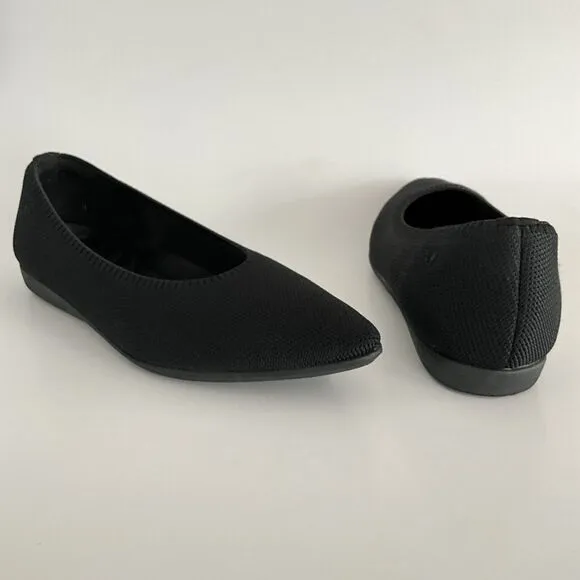 Vivaia Flats Size 42 US 10.5M Black Point-toe Slip-on Washable Travel
