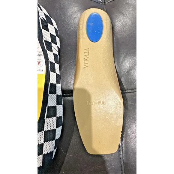 Vivaia Women Size 37.5W US 7 Wide Margot 2.0 Square Toe V Cut Flat Shoes Checker
