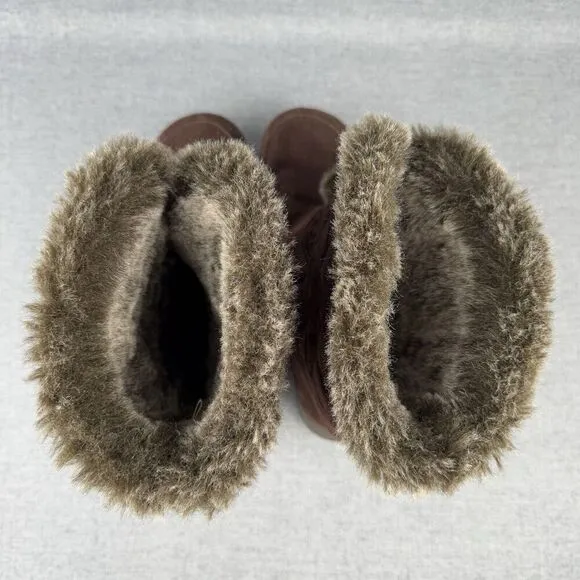 Vtg Skechers Boots Womens 9 Brown Leather Faux Fur Snow Boot PomPom Quilted Y2K