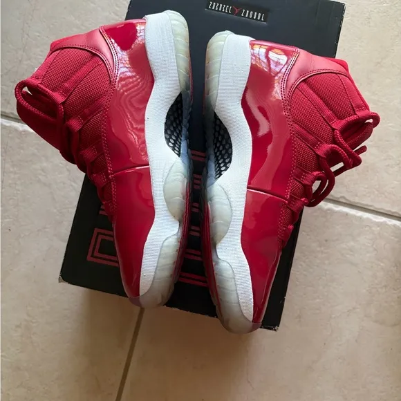 WIN LIKE 96’ jordans